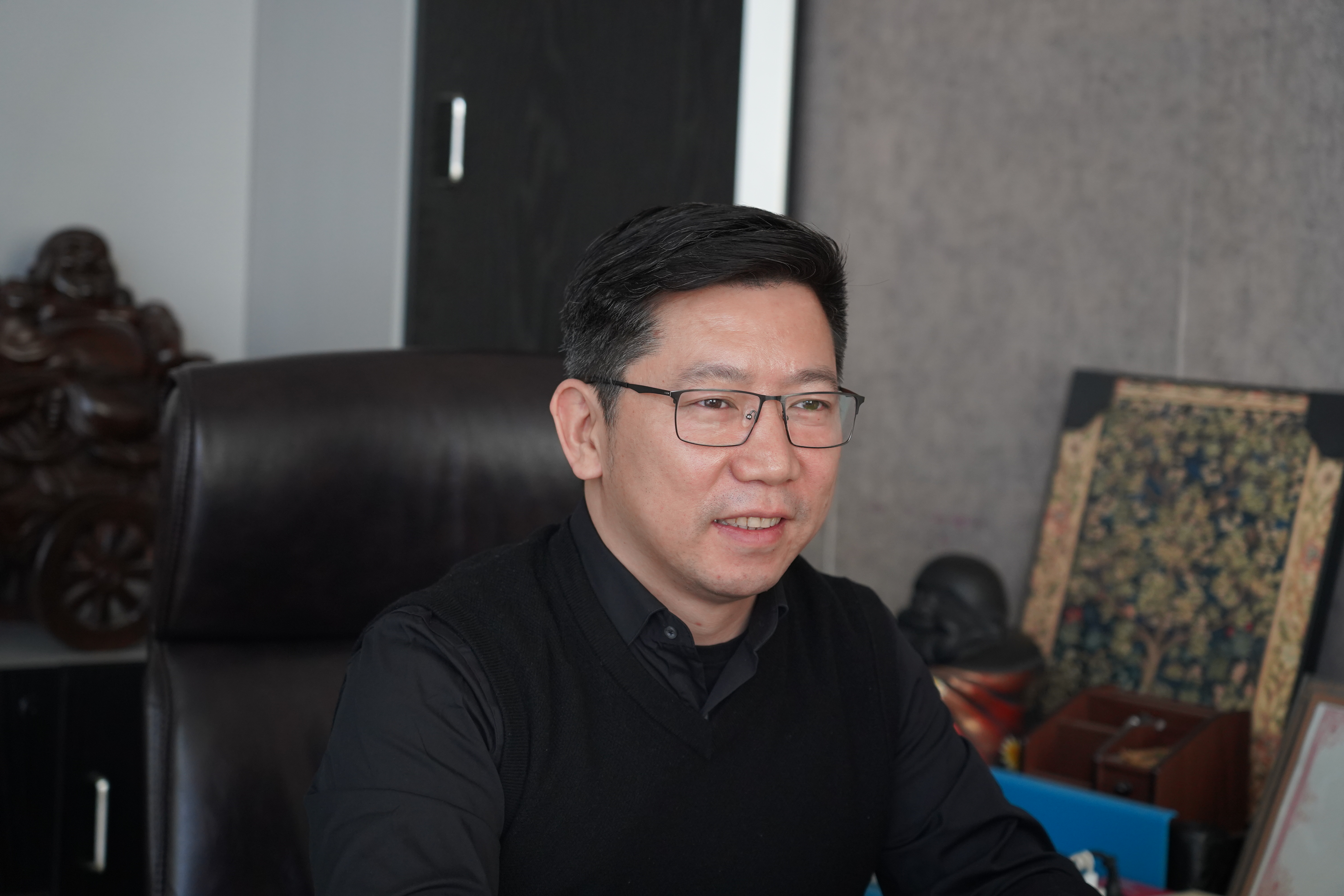 【青峰創(chuàng)元集團(tuán)】“小蜜蜂”讀書會第二期：《關(guān)系》---岳總分享